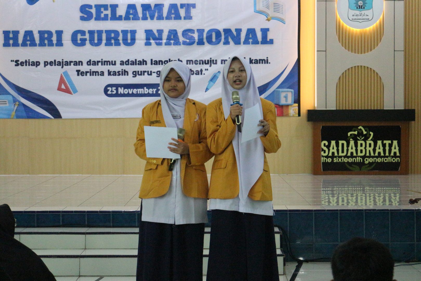 SMP terbaik di Karanganyar, SMP Swasta unggulan di Karanganyar, Sekolah Islam terbaik Karanganyar, Pendaftaran siswa baru SMP Karanganyar, Biaya masuk SMP terbaik di Karanganyar, Fasilitas SMP Karanganyar, Kurikulum SMP terbaik Karanganyar.