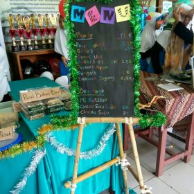 Penampilan Salah Satu Stan Boga Siswa